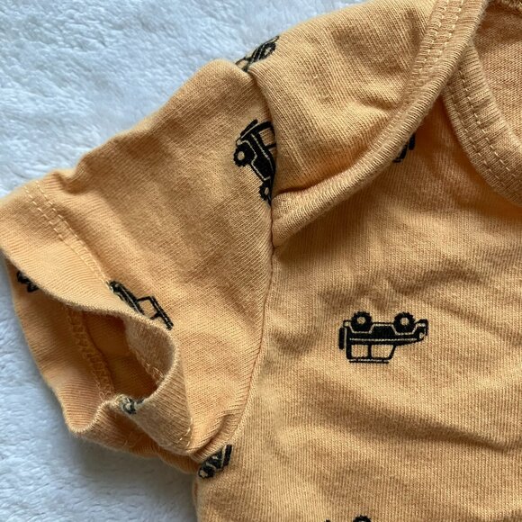 Pekkle Baby Toddler Bodysuit Short Sleeve Shirt 18M | Mustard Yellow Vehicle GUC - Picture 4 of 13